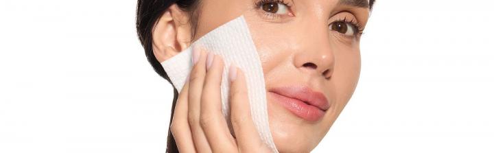 LCA 2025: Kosmetyczne gadżety, które zmieniają zasady gry - Alkmie Pure Face Towels 